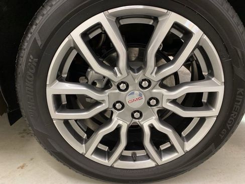 Used 2024 GMC Terrain Denali w/ Denali Premium Package image 26