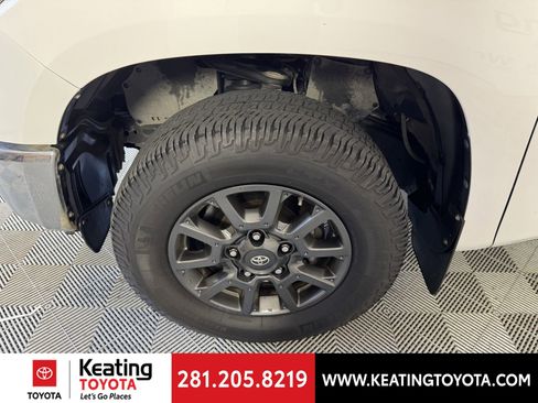 Used 2021 Toyota Tundra SR5 w/ Trail Edition image 29