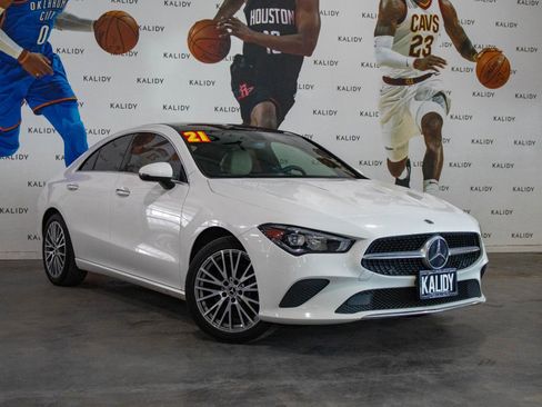 Used 2021 Mercedes-Benz CLA 250 4MATIC w/ Premium Package image 2