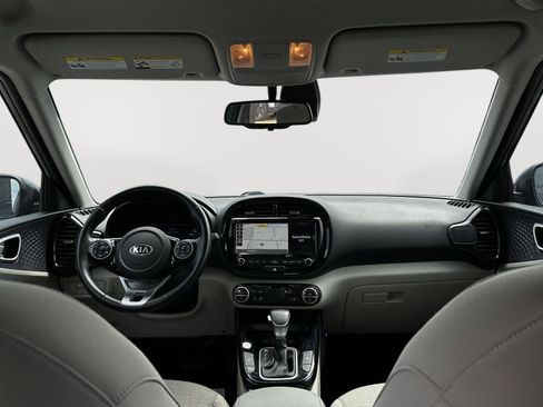 Used 2020 Kia Soul EX FWD image 16