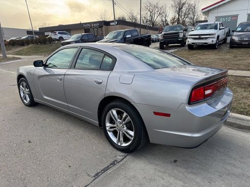 Used 2014 Dodge Charger R/T image 3