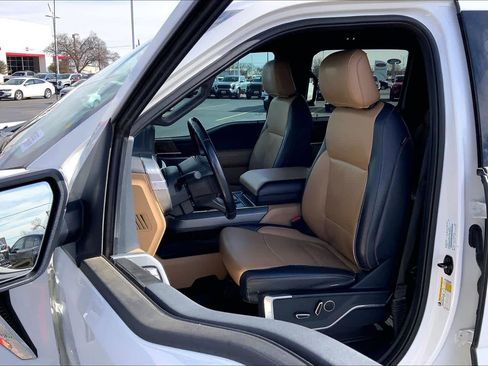 Used 2021 Ford F150 Lariat w/ Trailer Tow Package image 7