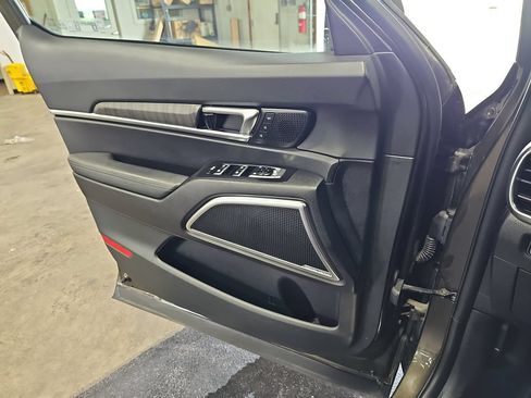 Used 2023 Kia Telluride SX AWD/4WD image 28