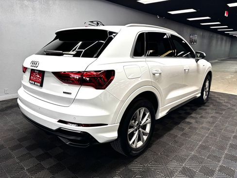 Used 2022 Audi Q3 2.0T Premium w/ Convenience Package AWD/4WD image 14