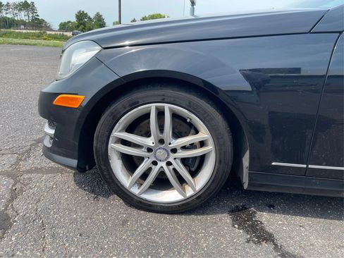 Used 2014 Mercedes-Benz C 300 4MATIC Sedan image 23