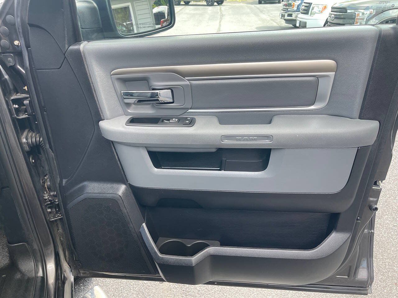 Used 2016 RAM 1500 Big Horn AWD/4WD image 37