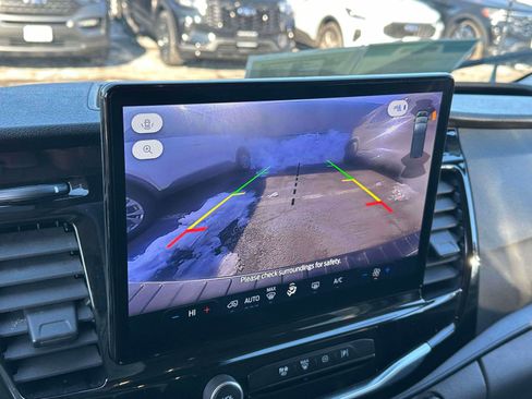 Used 2024 Ford Transit 350 XLT image 27