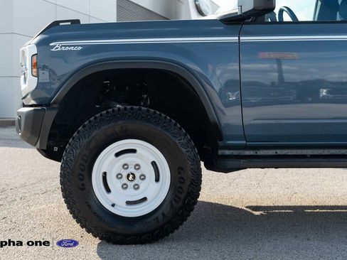 Used 2023 Ford Bronco Heritage Edition image 11