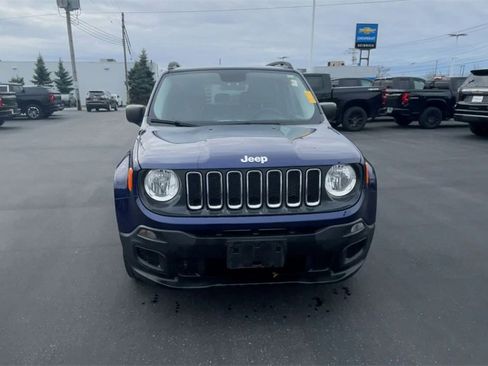 Used 2017 Jeep Renegade Sport w/ Power & Air Group image 3