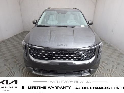 New 2025 Kia Carnival SX Prestige image 2