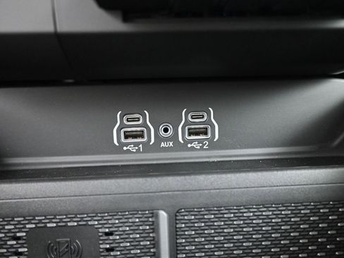 New 2026 RAM 1500 Laramie w/ Sport Appearance Package AWD/4WD image 9