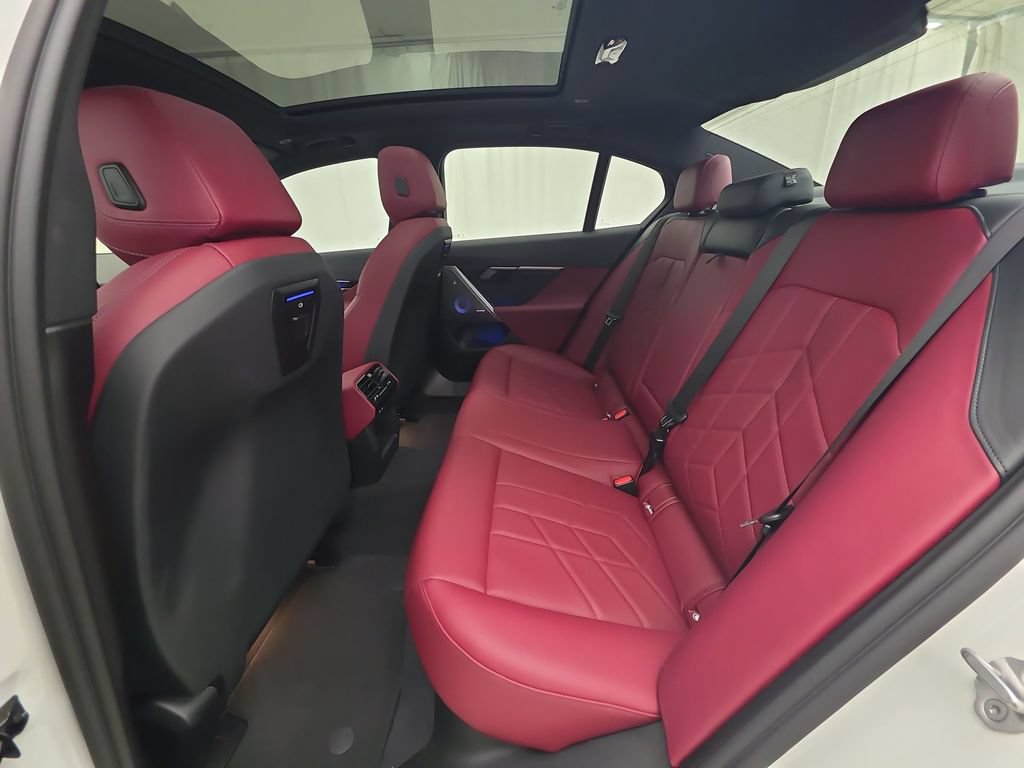 Certified 2025 BMW i5 M60 w/ M Sport Package AWD/4WD image 24