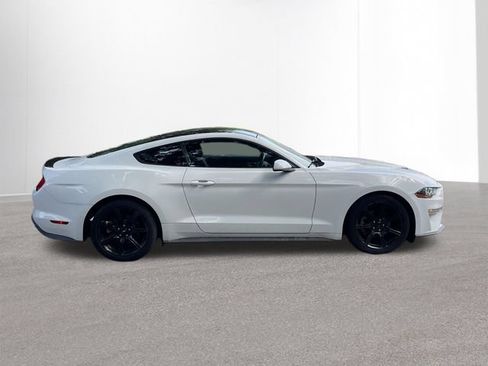 Used 2018 Ford Mustang Coupe w/ Equipment Group 101A RWD image 6