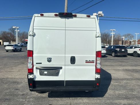 Used 2021 RAM ProMaster 2500 image 12