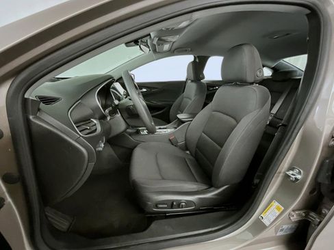 Used 2024 Chevrolet Malibu LT image 10