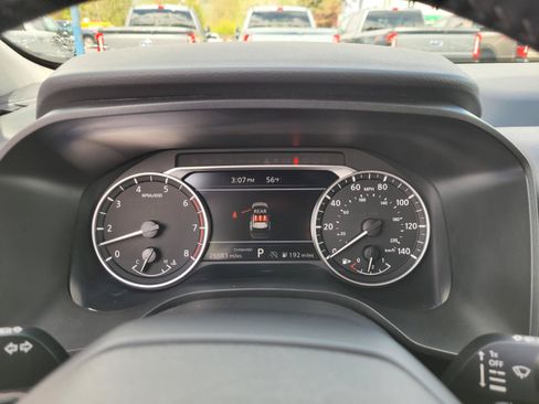 Used 2025 Nissan Rogue SV FWD image 27
