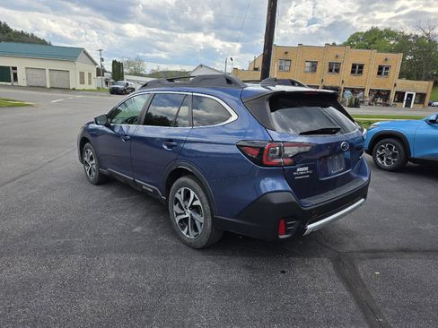 Used 2021 Subaru Outback Limited AWD/4WD image 5