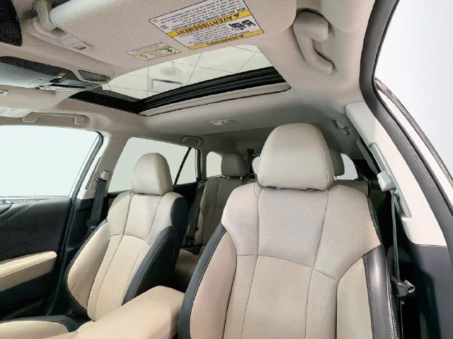 Used 2023 Subaru Outback Limited AWD/4WD image 19