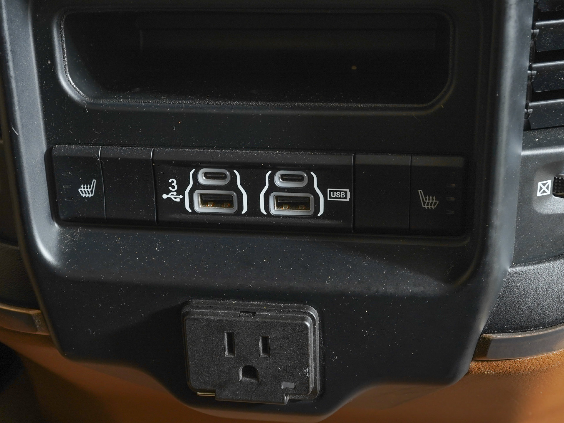 Used 2019 RAM 2500 Limited AWD/4WD image 10