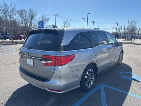Used 2023 Honda Odyssey EX-L image 8