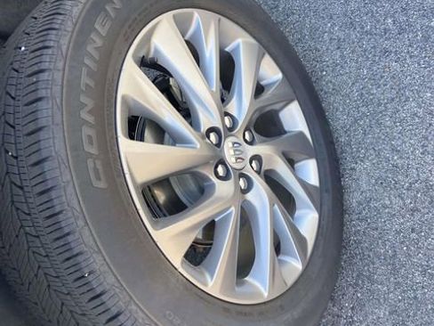 New 2026 Buick Enclave Preferred w/ Power Package FWD image 7