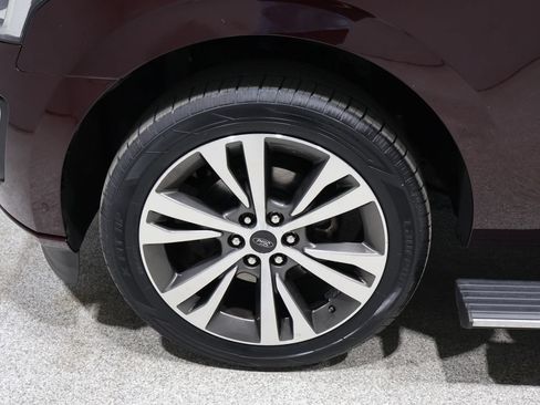 Used 2020 Ford Expedition Platinum AWD/4WD image 9