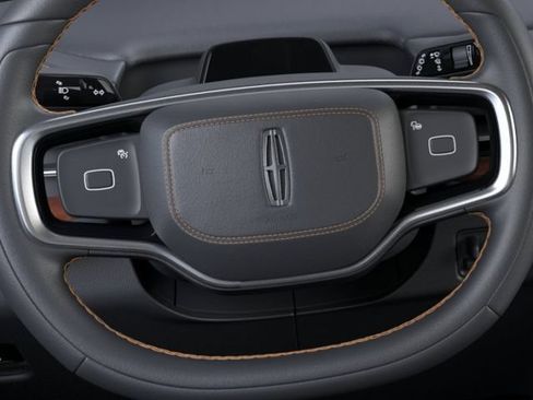 New 2025 Lincoln Navigator Black Label AWD/4WD image 12