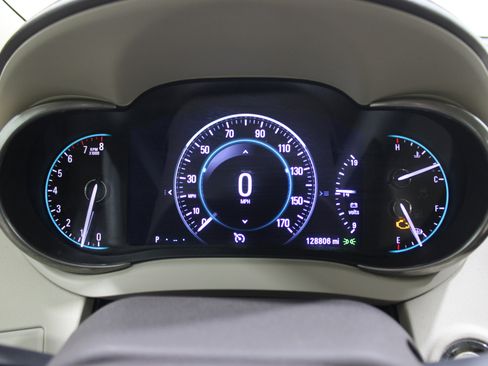 Used 2014 Buick LaCrosse Leather w/ Driver Confidence Package image 11