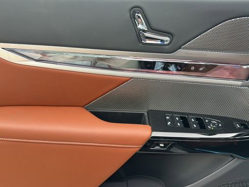 New 2025 BMW 760i xDrive i xDrive w/ Executive Package image 13