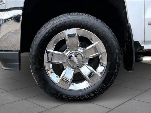 Used 2018 Chevrolet Silverado 1500 LTZ w/ Texas Edition image 12