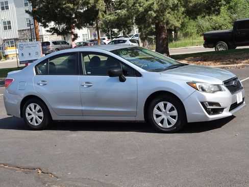 Used 2016 Subaru Impreza 2.0i AWD/4WD image 2