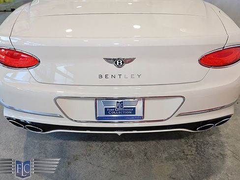 Used 2022 Bentley Continental GT AWD/4WD image 54