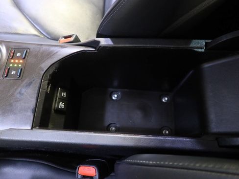 Used 2023 Toyota Camry XSE w/ Navigation Package image 38