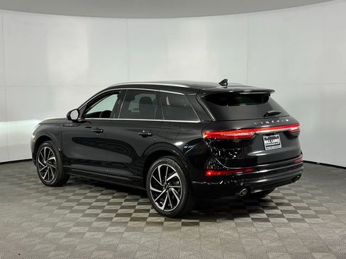 Used 2024 Lincoln Corsair Grand Touring image 9