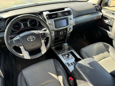 Used 2018 Toyota 4Runner SR5 Premium AWD/4WD image 8