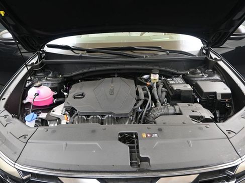 Certified 2025 Hyundai Tucson Limited AWD/4WD image 10
