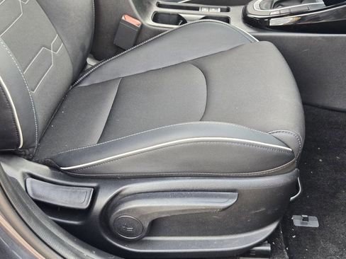 Used 2023 Kia Forte GT-Line w/ GT-Line Technology Package FWD image 24
