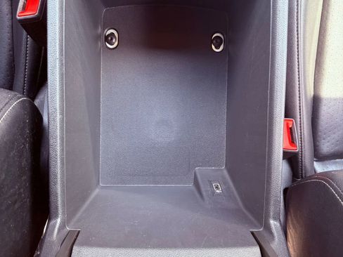 Used 2019 Volkswagen Atlas SE w/ Towing Package image 32