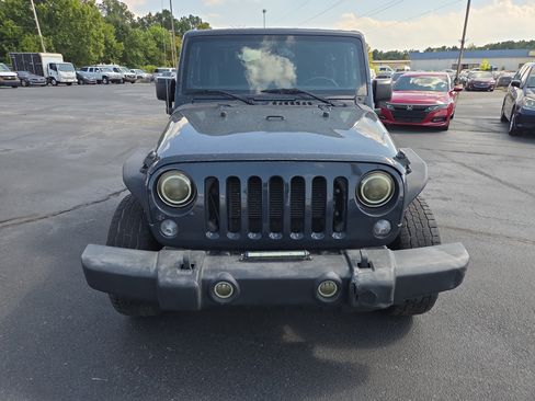 Used 2016 Jeep Wrangler Sport w/ Quick Order Package 24S AWD/4WD image 8