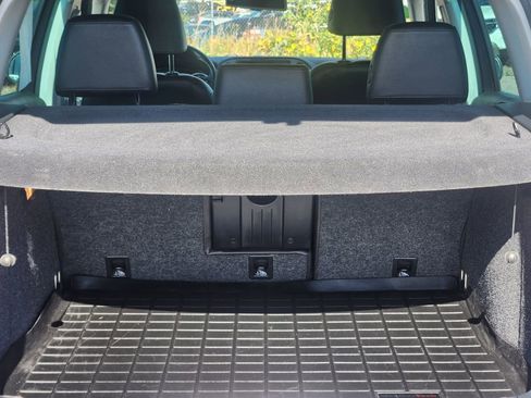 Used 2016 Volkswagen Tiguan SE image 16