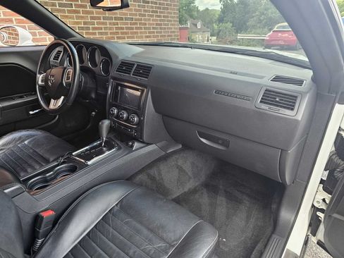 Used 2014 Dodge Challenger SXT Plus RWD image 18