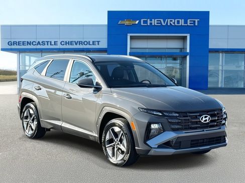 Used 2025 Hyundai Tucson SEL AWD/4WD image 1