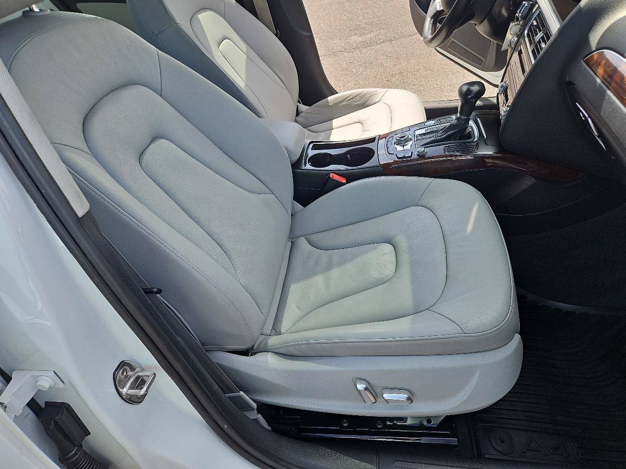 Used 2013 Audi A4 Premium Plus w/ Premium Plus Pkg AWD/4WD image 15