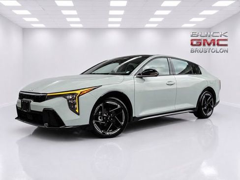Used 2025 Kia K4 GT-Line w/ GT-Line Sunroof Package FWD image 2