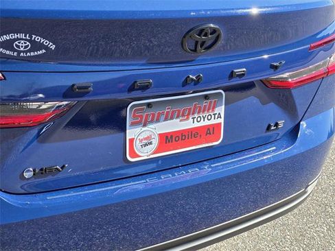 Certified 2025 Toyota Camry LE image 29
