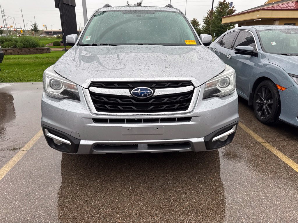Used 2018 Subaru Forester 2.5i Touring AWD/4WD image 1