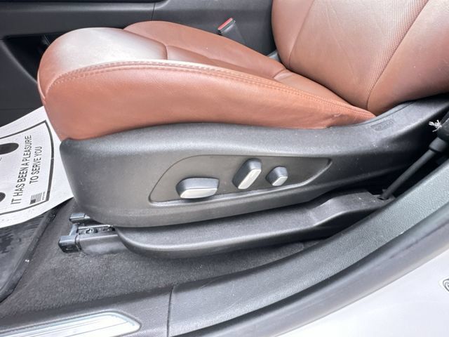 Used 2023 Cadillac XT5 Premium Luxury w/ Technology Package FWD image 20