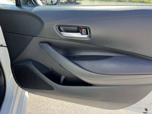 Used 2020 Toyota Corolla LE image 20