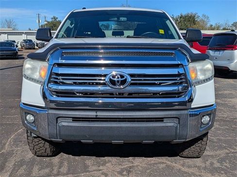 Used 2017 Toyota Tundra SR5 image 9