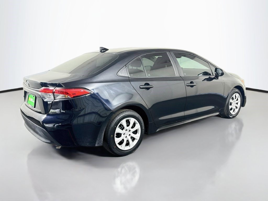 Used 2023 Toyota Corolla LE FWD image 10